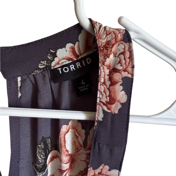 Torrid Floral Tank Size 4 - Picture 2 of 3